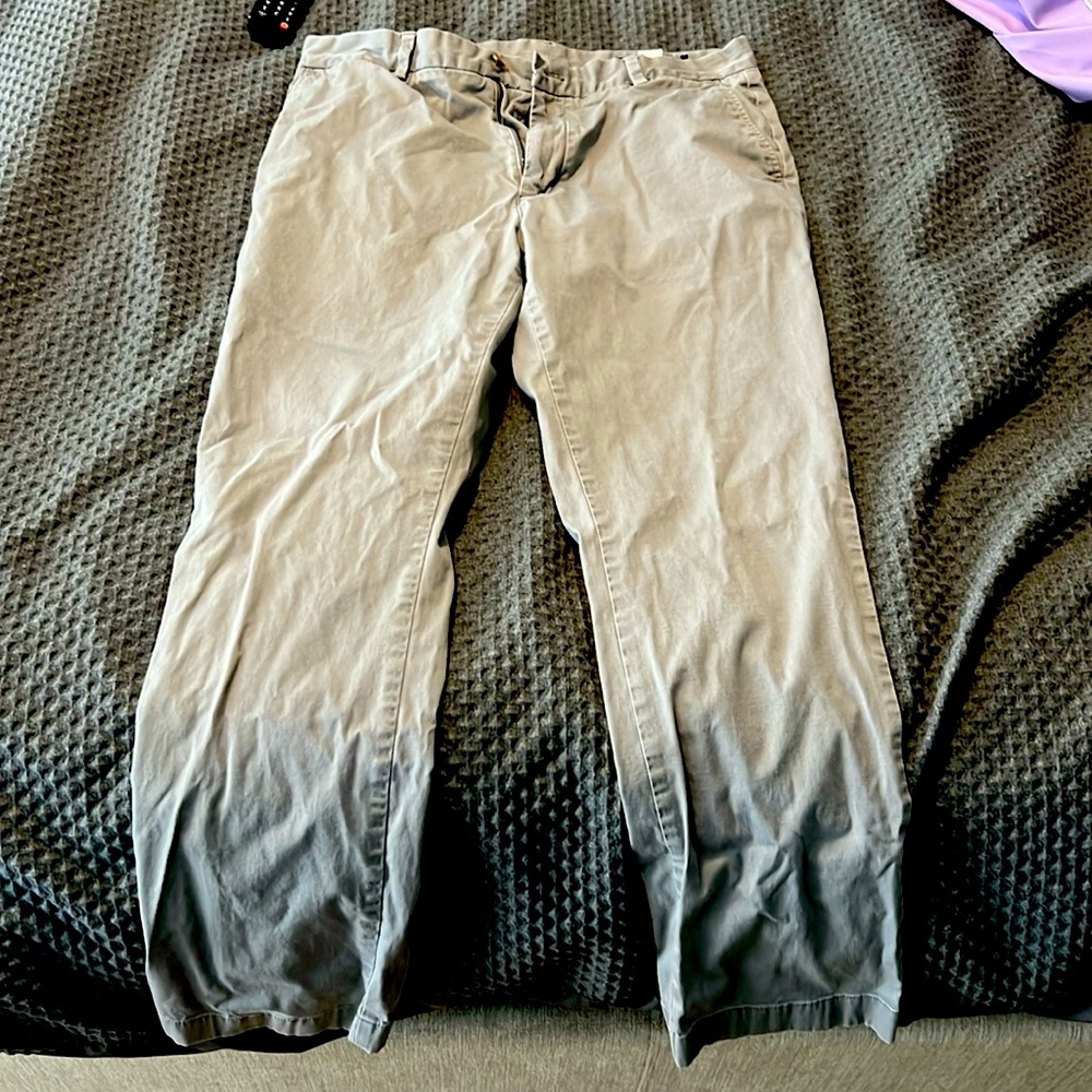 Vineyard vine pants
